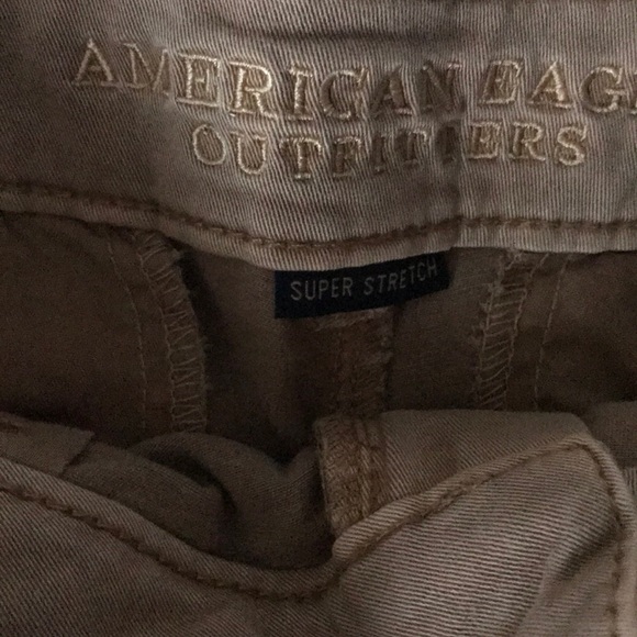 American Eagle khaki shorts - Picture 4 of 4